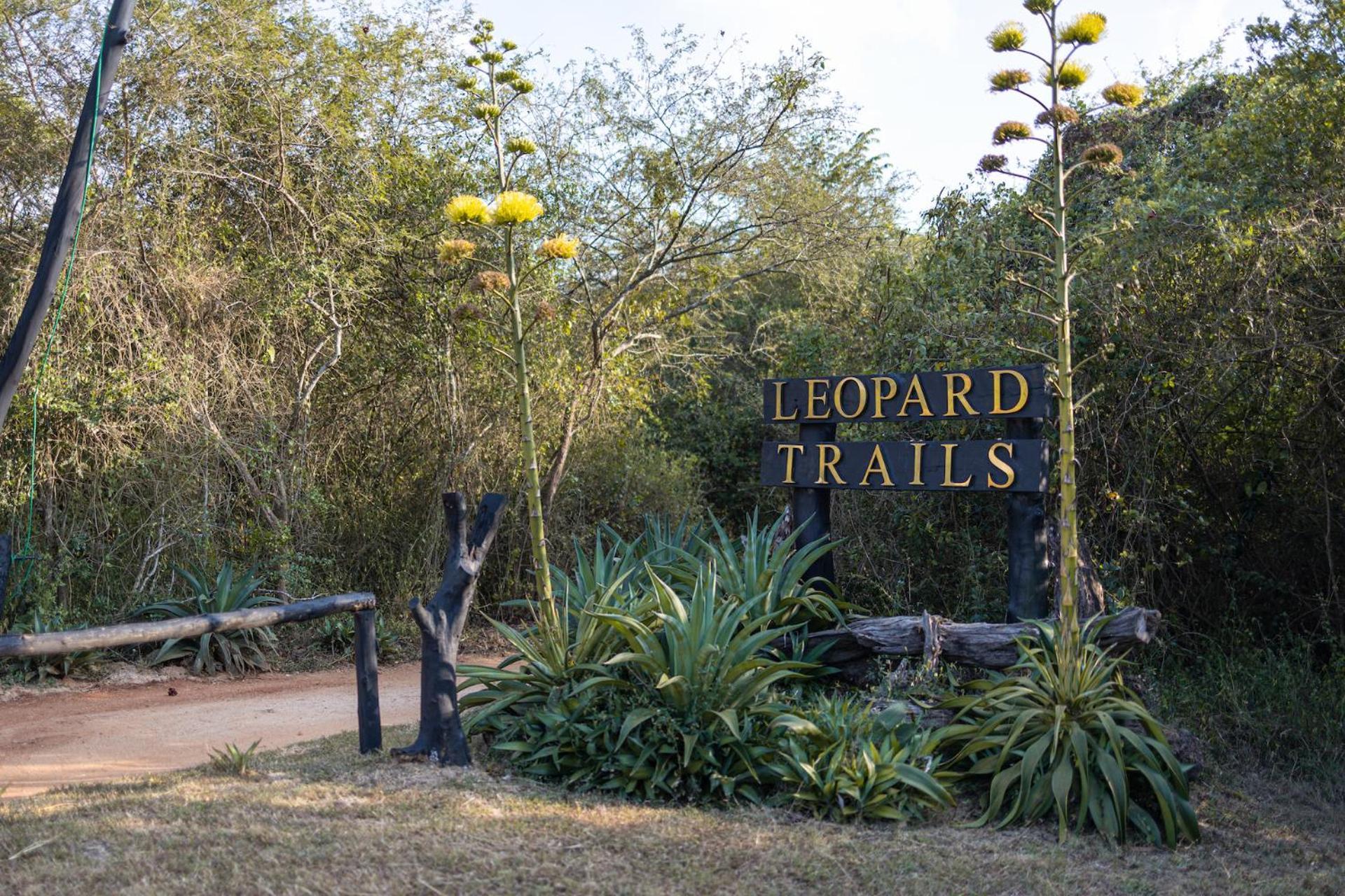 Leopard Trails Wilpattu Hotel Exterior photo